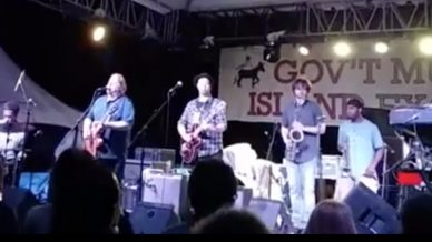 Nicki Bluhm, Ron Holloway, Soulive, Warren Haynes at Jewel Paradise Cove on January 16, 2017