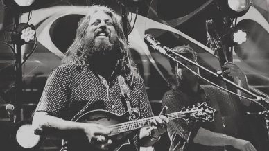 Greensky Bluegrass at Kalamazoo State Theater on November 29, 2019