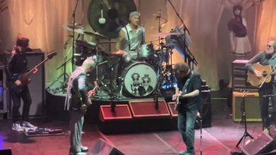 Eddie Vedder and Earthlings at Beacon Theater on February 3, 2022